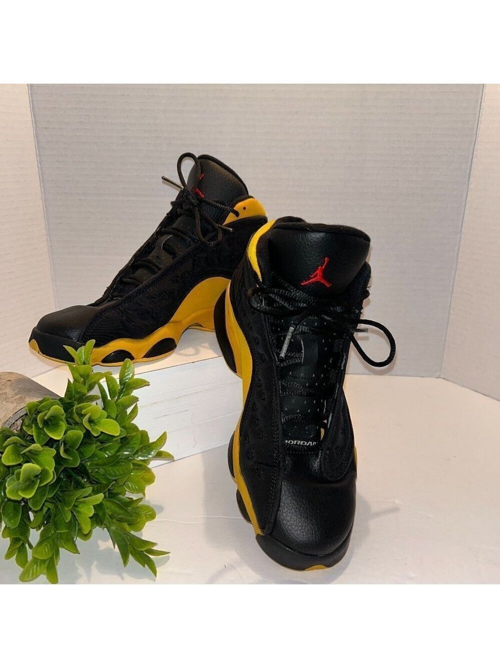 Nike Jordan 13 (Graduation Pack) Retro Carmelo Anthony Class of 2002 Size 5.5 Y